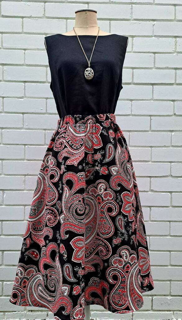 Ladies Skirt